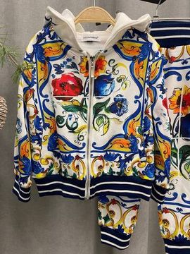 Костюм спортивный Dolce & Gabbana уникальный BP-44595