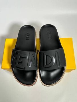 Повседневные шлёпанцы Fendi BP-51512