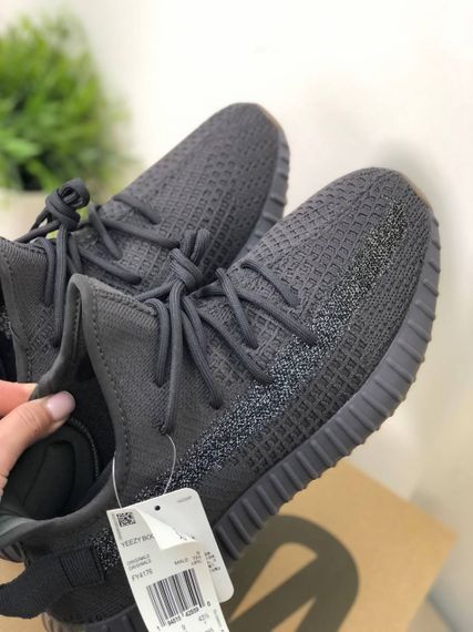 ADIDAS YEEZY 350 черные кроссовки стильные BP-31097