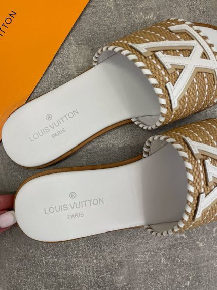 Премиум шлепанцы Louis Vuitton BP-52376