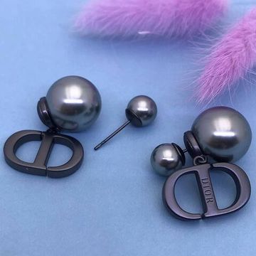 Дизайнерские серьги Christian Dior BP-32832