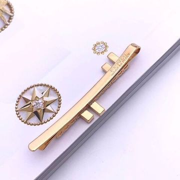 Заколка элитная Fendi BP-23809