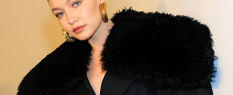 Сюрреализм и роскошь: коллекция Schiaparelli от Дэниела Роузберри Сюрреализм и роскошь: коллекция Schiaparelli от Дэниела Роузберри
