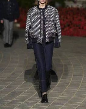 Трендовый бомбер Christian Dior BP-16915