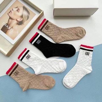 Miu Miu комплект эксклюзивный BP-21735