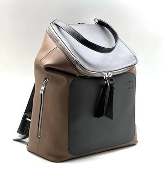 Рюкзак Loewe размером 34x38x15 см BP-28397