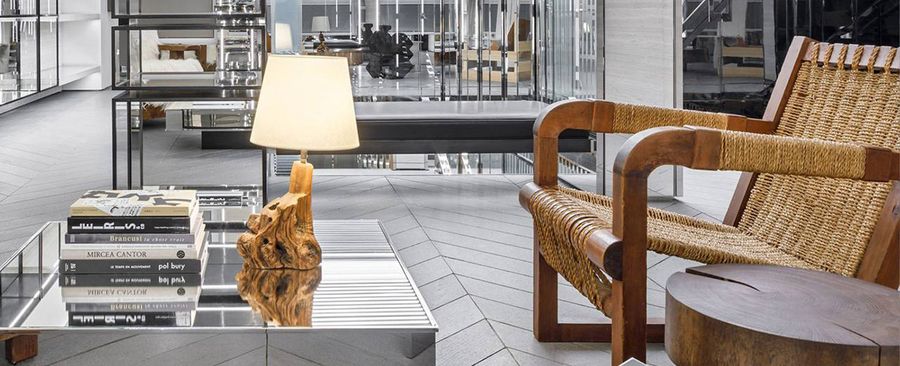 Соблазнительная атмосфера бутика Celine в Париже: роскошь и искусство Соблазнительная атмосфера бутика Celine в Париже: роскошь и искусство