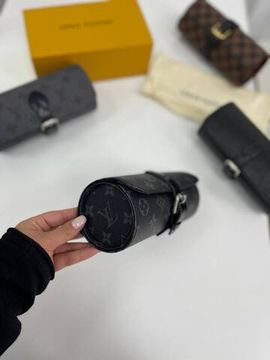 Louis Vuitton футляр стильный BP-27849