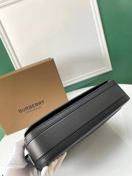 Burberry мессенджер стильный BP-39722