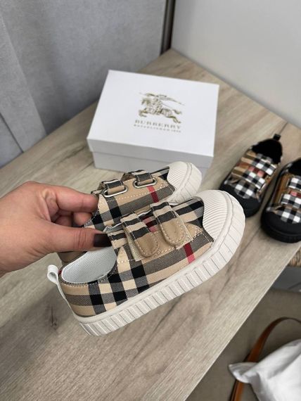 Burberry кеды BP-41250 премиальные