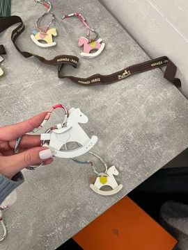 Hermes BP-46938 стильный брелок