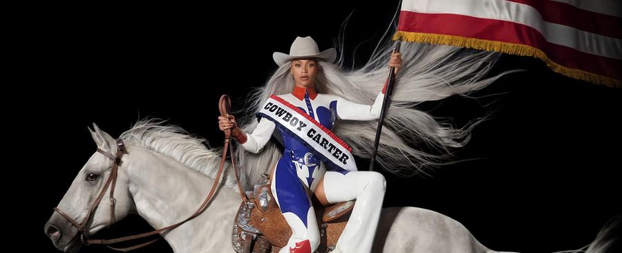 Бейонсе заинтриговала фанатов: что ждет нас 14 января?