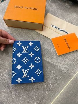 Элитная обложка на паспорт Louis Vuitton BP-48177