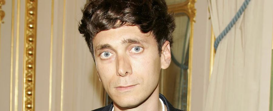 Эди Слиман и Сабато де Сарно: чего ожидать от новой главы в Gucci? Эди Слиман и Сабато де Сарно: чего ожидать от новой главы в Gucci?