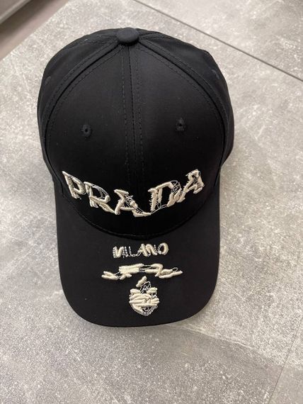 Премиальная бейсболка Prada BP-48794