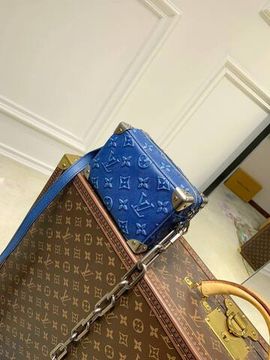 Элегантный мессенджер Louis Vuitton BP-31727