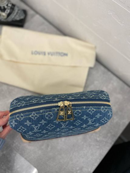 Косметичка синяя коллекционная Louis Vuitton BP-47761