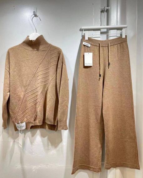 Костюм повседневный для спорта Max Mara BP-19481