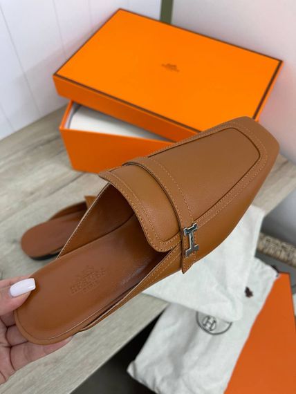 Эксклюзивные мюли Hermes BP-35333