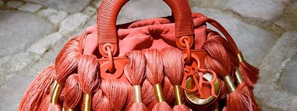 Переосмысление и искусство: Lady Dior от Джонатана Андерсона и Шейлы Хикс