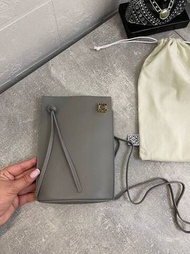 Женская лимитированная сумка Loewe BP-49030