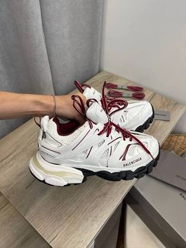 Трендовые кроссовки Balenciaga BP-52715