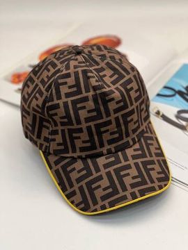 Дизайнерская бейсболка Fendi BP-14712