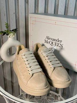 Замшевые ботинки бежевые BP-176171 Alexander McQueen