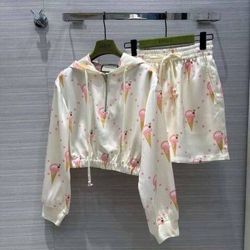 Gucci спортивный костюм BP-30090 премиум