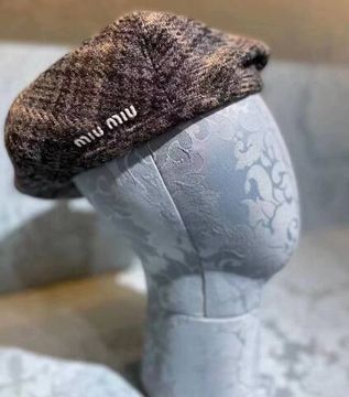 Берет люксовый Miu Miu BP-24450