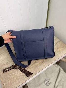 Элегантный мессенджер Hermes BP-22495